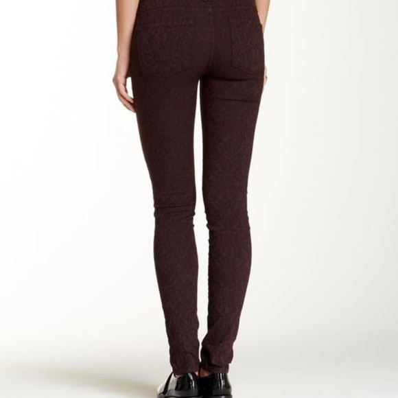 VINCE. Brocade Textured Skinny Pants Size 26 - Picture 2 of 10